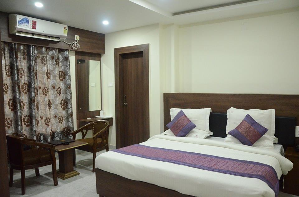 Hotel Kp'S Salunki Phulbani ภายนอก รูปภาพ