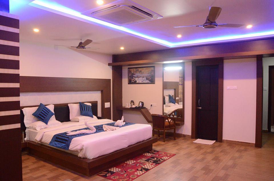 Hotel Kp'S Salunki Phulbani ภายนอก รูปภาพ